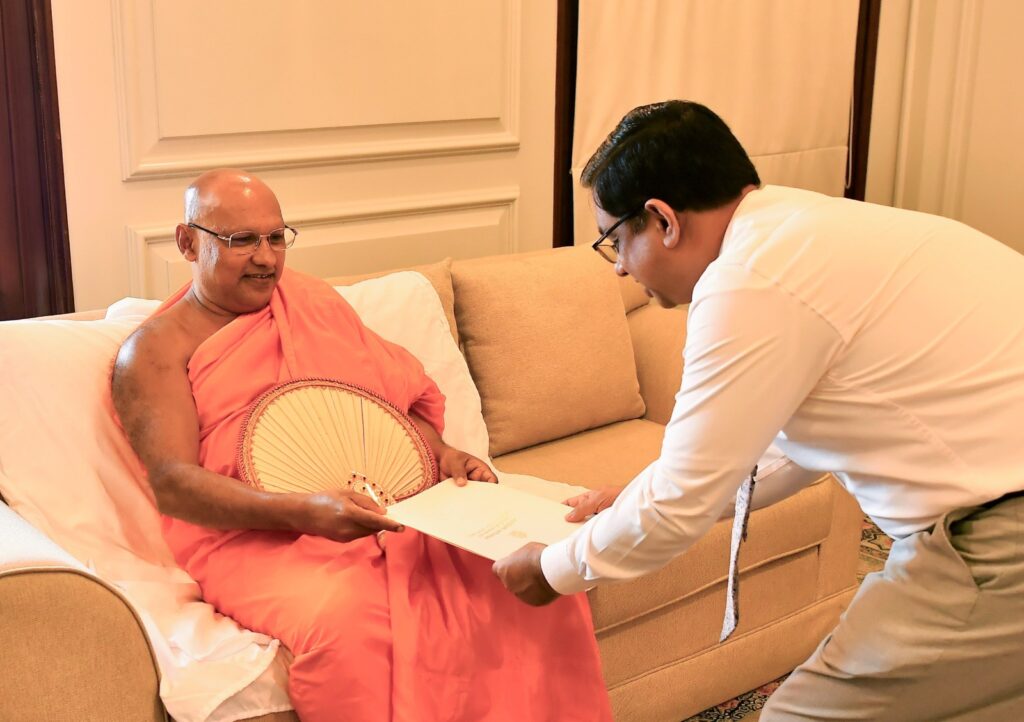 අතිපූජ්ය නාරම්පනාවේ ආනන්ද හිමි කැලණිය විශ්වවිද්යාලයේ නව කුලපති ලෙස පත් කෙරේ