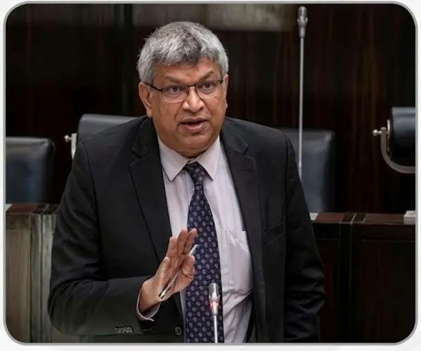 මත්ද්රව්ය ජාවාරම්කරුවන්ට මරණීය දණ්ඩනය: මත්ද්රව්ය නීතියේ විප්ලවීය වෙනසක්!